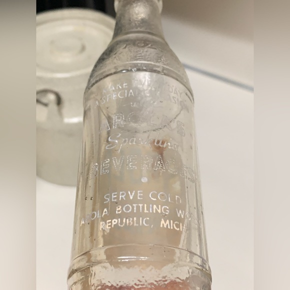 Early 20th Century Antique AROLA QUALITY BEVERAGES Soda Bottle Republic Michigan - Picture 10 of 12